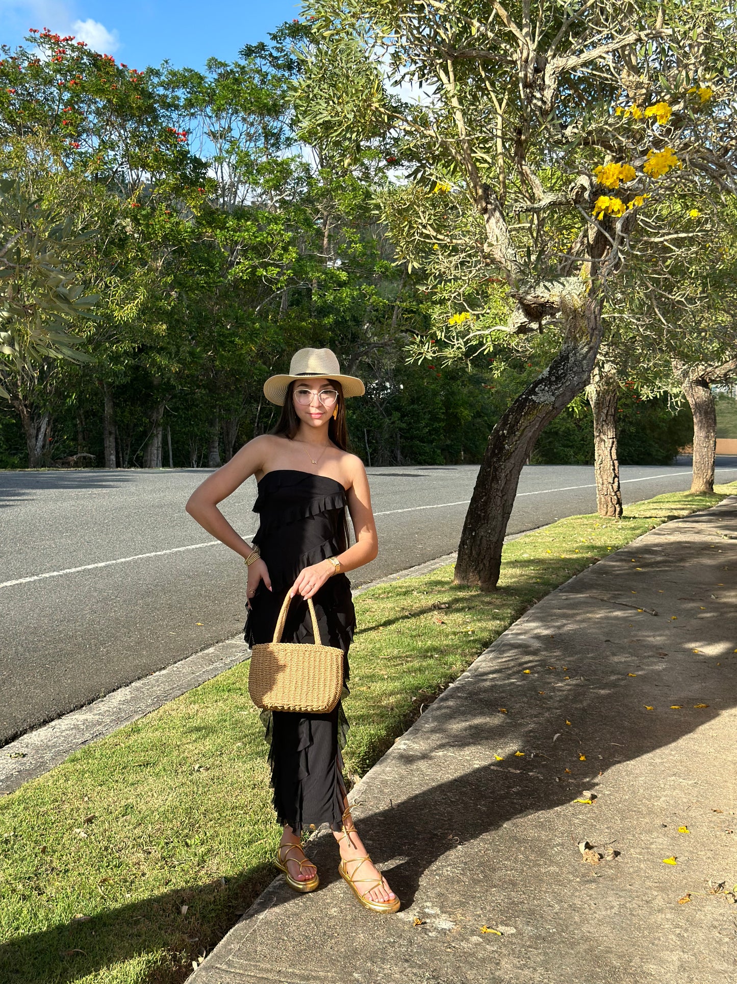 Sofía black dress